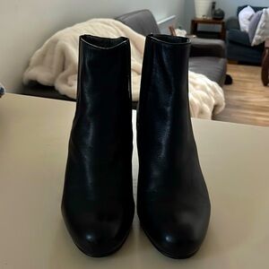 STUART WEITZMAN SOFT LEATHER BOOTS